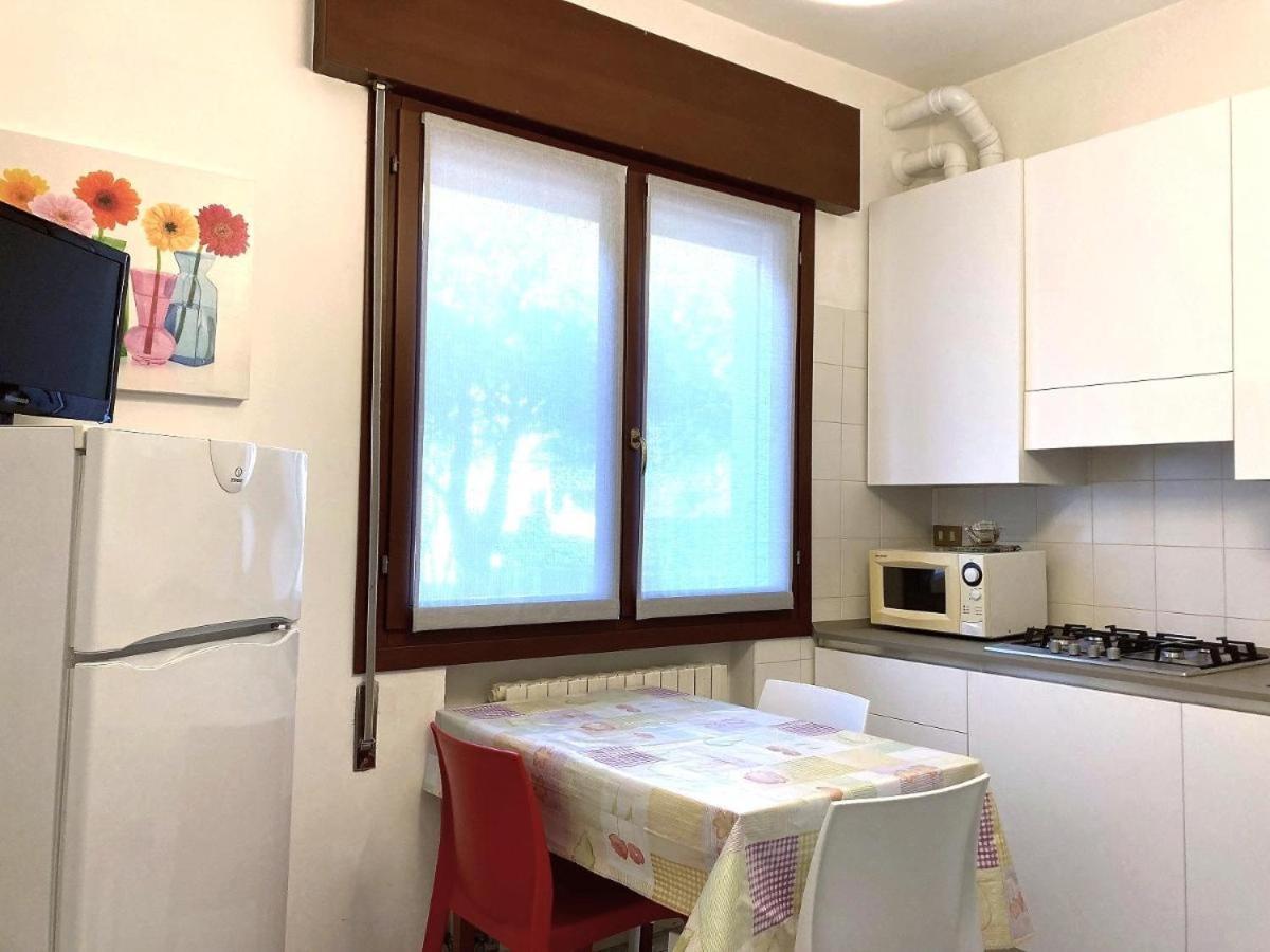 Bilocali Casa De Lazzari - Piazza Brescia - Adria Holiday Jesolo - Family Apartments Bagian luar foto